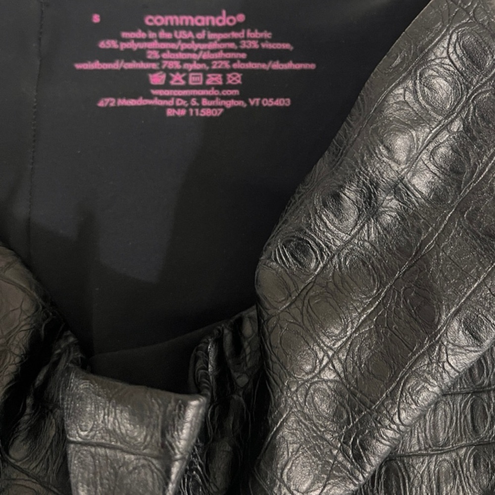 Commando Black Pencil Skirt - Picture 2 of 3